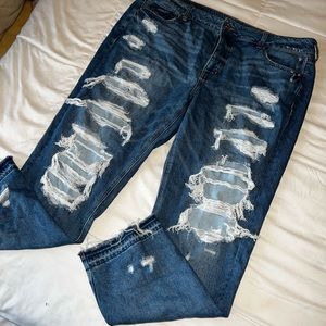 American eagle blue ripped jeans